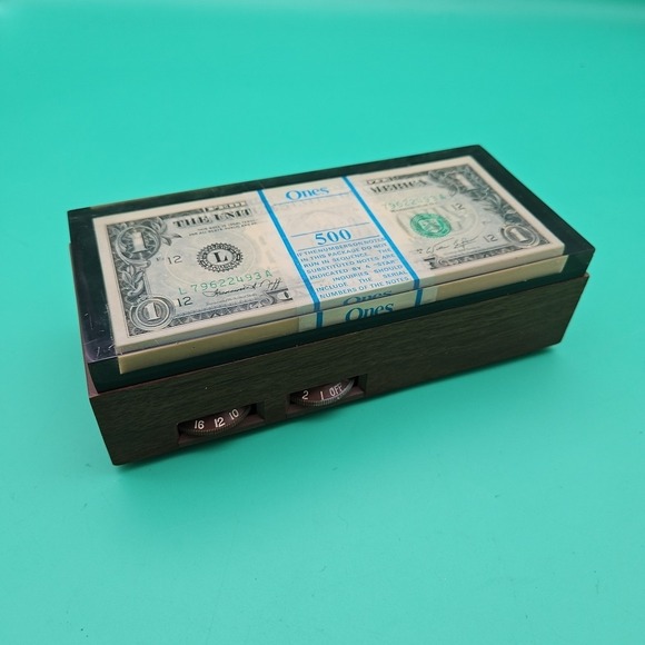 Windsor AM RADIO $500 One Dollar Bills 1969 Acrylic Mod Lucite 1969 Strap $1 - Picture 1 of 11